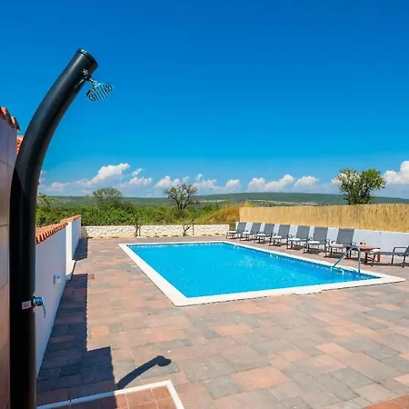 Σπίτι διακοπών Ferienhaus Mit Privatpool Fur 7 Personen Ca 230 Qm In Sibenik-radonic, Dalmatien Dalmatinisches Hinterland Radonic
