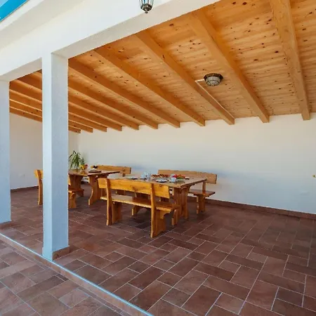 Σπίτι διακοπών Ferienhaus Mit Privatpool Fur 7 Personen Ca 230 Qm In Sibenik-radonic, Dalmatien Dalmatinisches Hinterland